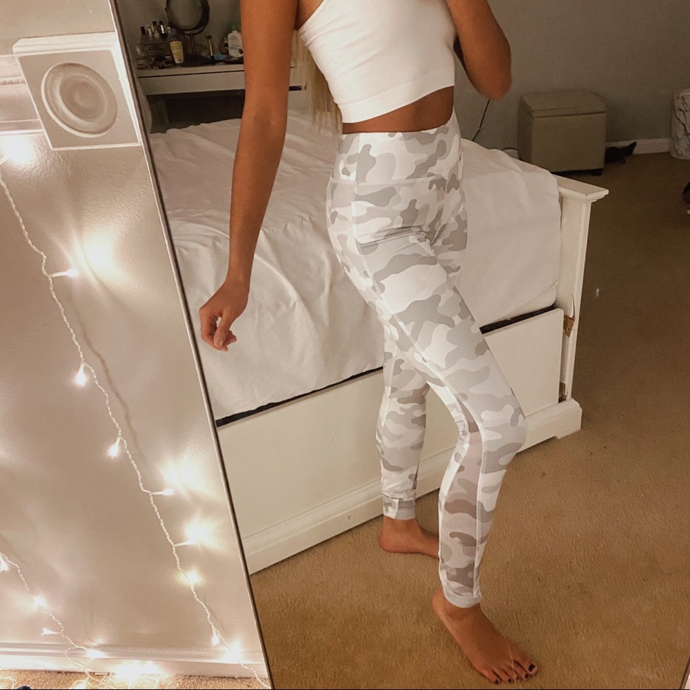 Forever 21 Camo Leggings